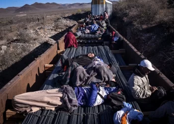 Claudia Sheinbaum reitera apoyo a comunidad migrante en EE.UU.