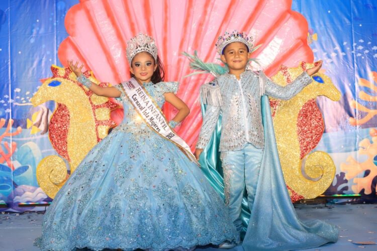 Inicia Carnaval Isla Mujeres “Los Elementos del Caribe” 2025 con la Coronación de Reyes Infantiles 