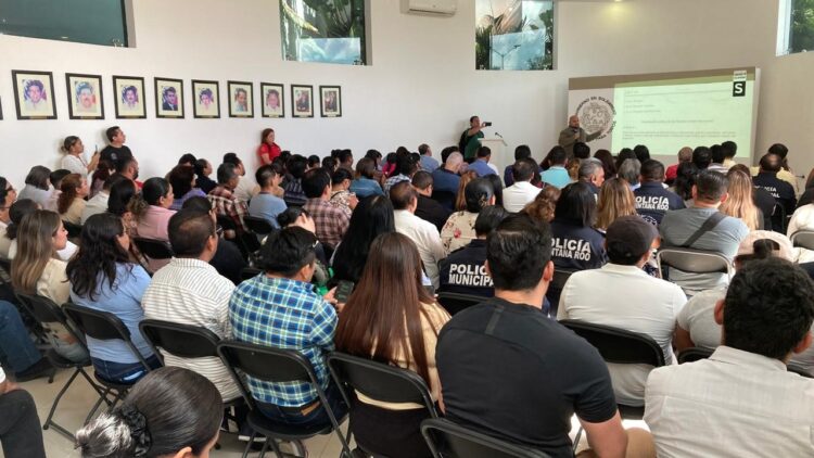 Imparten curso de “Acceso a la Información” a servidores públicos de Solidaridad