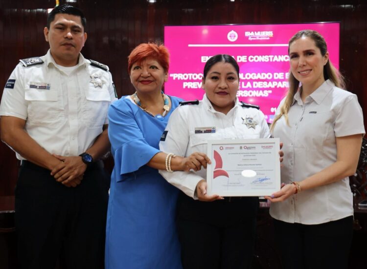 Refrenda gobierno de Isla Mujeres su compromiso con capacitación de policías municipales