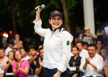 Apoyo masivo en primer foro ciudadano a favor de cambio de nombre de Solidaridad a Playa del Carmen