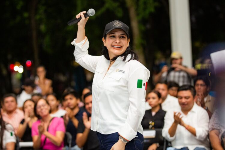 Apoyo masivo en primer foro ciudadano a favor de cambio de nombre de Solidaridad a Playa del Carmen