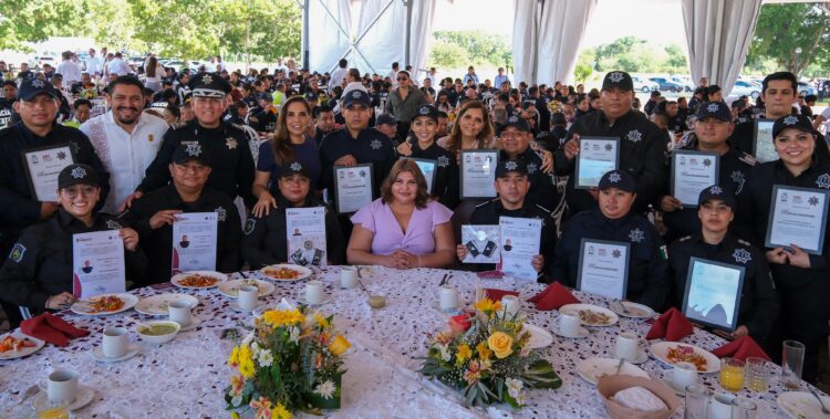 Mara Lezama reconoce mérito policial y refuerza compromiso por la seguridad en Quintana Roo