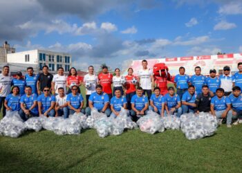Ana Paty Peralta respalda a las y los deportistas cancunenses