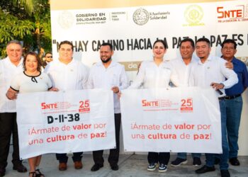 El terreno más fértil para sembrar la paz es la educación: Estefanía Mercado