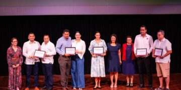 La inclusión es una responsabilidad urgente, afirma Estefanía Mercado durante conferencia sobre TEA