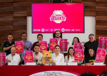 Dos ganadores del Grammy encabezan cartelera del carnaval en Playa del Carmen