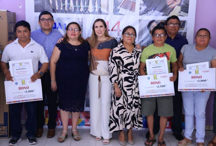 Encabeza Atenea Gómez celebración del 44 Aniversario del SUTSAIM