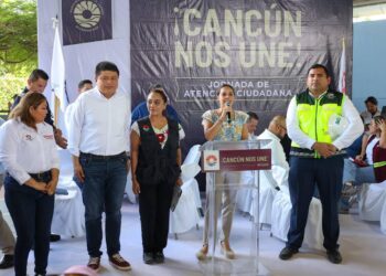 Ana Paty Peralta anuncia proyecto para reencarpetamiento de Av. Bonampak