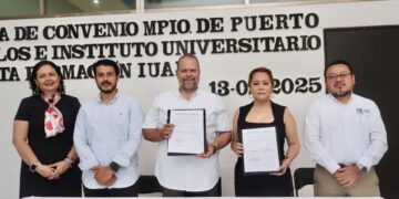 Ayuntamiento suscribe convenio a favor de la educación superior en Puerto Morelos