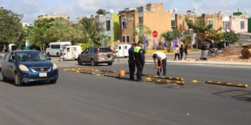 SSCM implementa nueva señalización en el crucero que une Paseos Xcacel y Villas del Sol