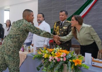 Hoy y siempre nuestro reconocimiento al Ejército Mexicano, señala Mara Lezama