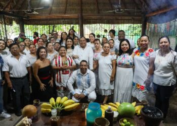 Concluye el “Taller Introductorio a la Lengua Maya” para servidores públicos en Playa del Carmen