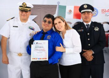 Fortalece Atenea Gómez valores cívicos con exitoso Tercer Concurso de Escoltas 2025 en Isla Mujeres