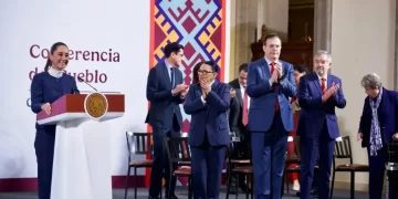 Aranceles en pausa por un mes, dice Claudia Sheinbaum luego de hablar con Donald Trump