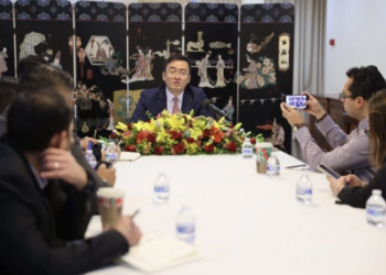 “El consumo del fentanilo es un problema de Estados Unidos", asegura China