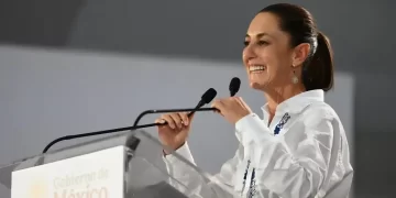 "México no está en venta, la patria no se vende": Claudia Sheinbaum
