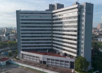 Reforma a ley del Issste no disminuye pensiones ni aplica descuentos, señala Claudia Sheinbaum