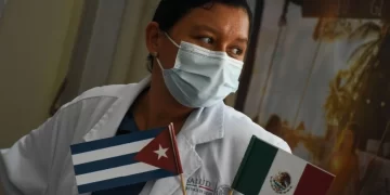 Seguirá la contratación de médicos cubanos para cubrir plazas: Claudia Sheinbaum