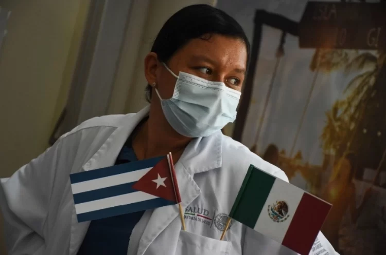 Seguirá la contratación de médicos cubanos para cubrir plazas: Claudia Sheinbaum