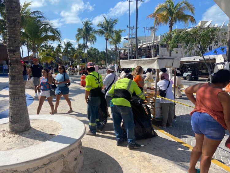 Servicio de recolección de basura se mantiene operando al 100% durante el Carnaval en Isla Mujeres