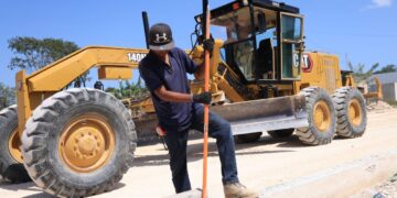 Avanza en un 90% la construcción de la carretera Rancho Viejo en Ciudad Mujeres