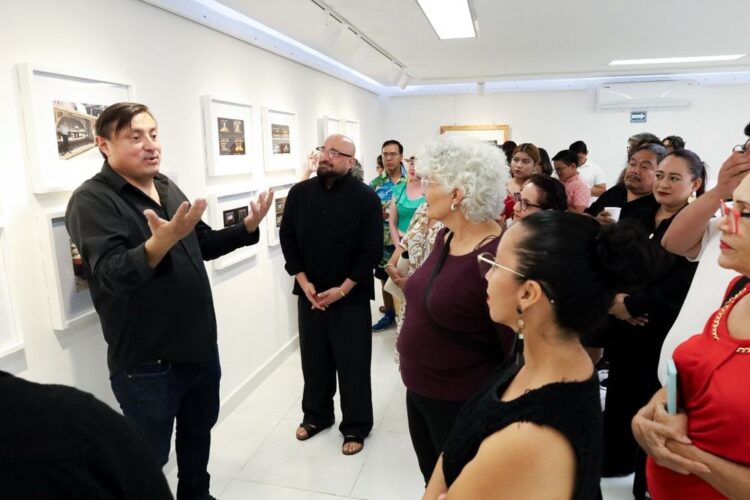 Galería de Arte de Playa del Carmen presenta la belleza visual del teatro y la ópera 