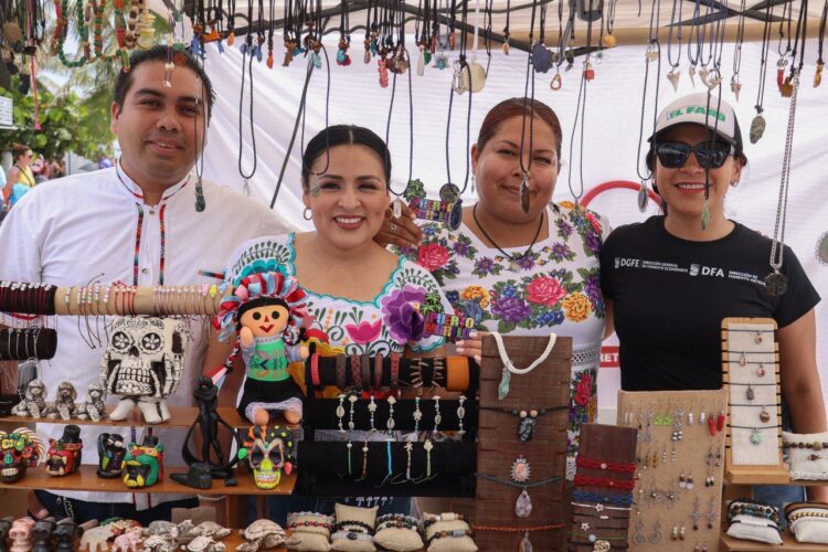 Blanca Merari apoya emprendimientos para fortalecer la economía y bienestar de las familias