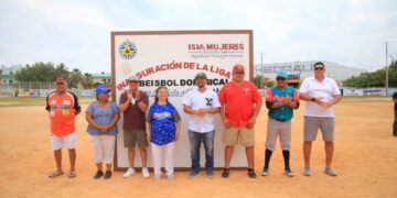 Inauguran en Isla Mujeres la Liga Municipal Dominical de Béisbol “Sebastián ‘El Pichino’ León”