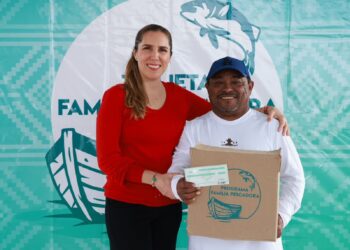 Anuncia gobierno de Isla Mujeres lista de beneficiarios del programa ‘Familia Pescadora 2025’