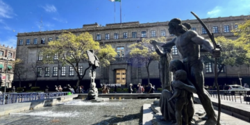 Confirma SCJN multa millonaria a bancos por prácticas monopólicas