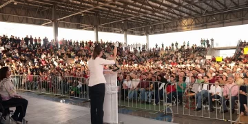 Infonavit era puro negocio para algunos en época neoliberal, acusa la Presidenta