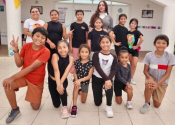 Gobierno de Atenea Gómez abre nuevos talleres culturales para la niñez