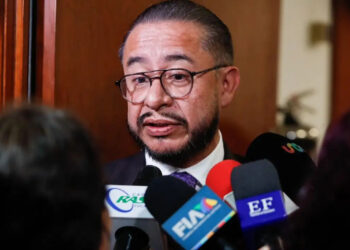 Proclama Hugo Eric Flores su fe y respalda derecho de Israel en franja de Gaza