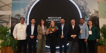 Galardonan a Playa Norte de Isla Mujeres en el marco del Tianguis Turístico de México