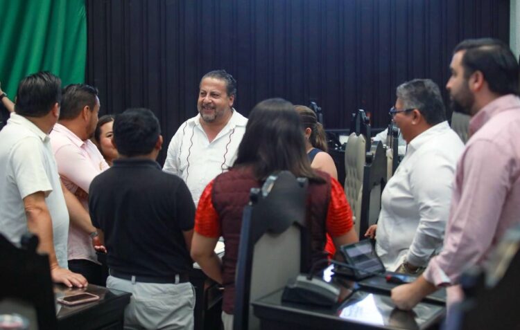 Congreso aprueba reforma que garantiza el derecho a la movilidad y a la libre manifestación del pueblo organizado