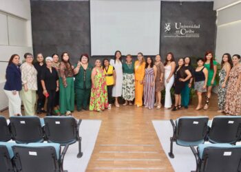 Anuncian becas para emprendedoras de Puerto Morelos