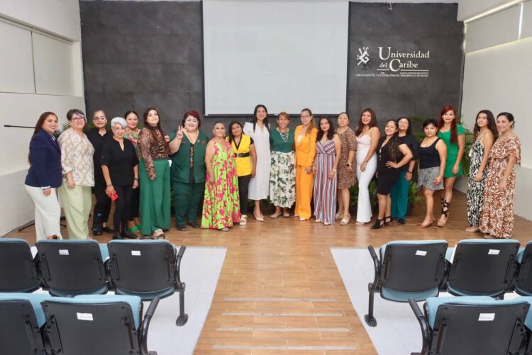 Anuncian becas para emprendedoras de Puerto Morelos