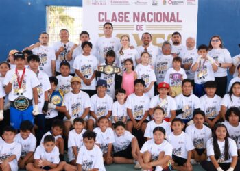 Isla Mujeres se suma con gran éxito a la clase Nacional de Boxeo “Boxeando por la Paz”