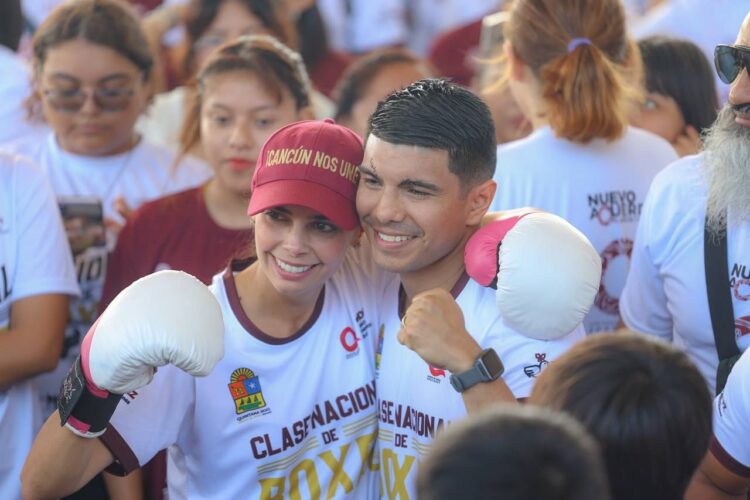 Más de mil cancunenses participaron en la Clase Nacional “Boxeando por la Paz”