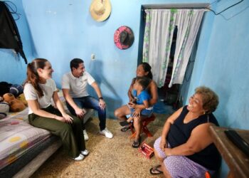 Renán Sánchez reafirma su compromiso con las mujeres de Quintana Roo