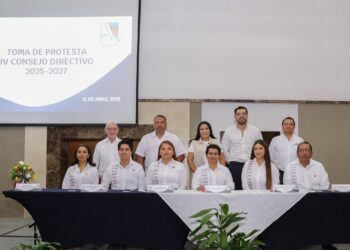 Blanca Merari toma protesta a Consejo Directivo del Colegio Portomorelense de Ingenieros Civiles