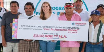 Encabeza Atenea Gómez segunda entrega del programa “Familia Pescadora 2025”