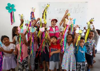 Ana Paty Peralta trabaja por las y los niños de Cancún