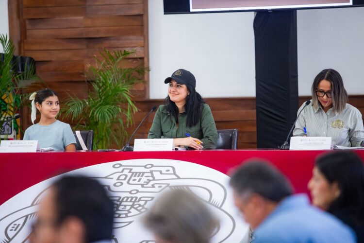 Protege Estefanía Mercado a la niñez de Playa del Carmen