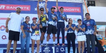 Celebran con éxito Medio Maratón Cancún 2025