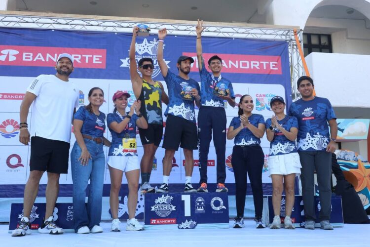 Celebran con éxito Medio Maratón Cancún 2025