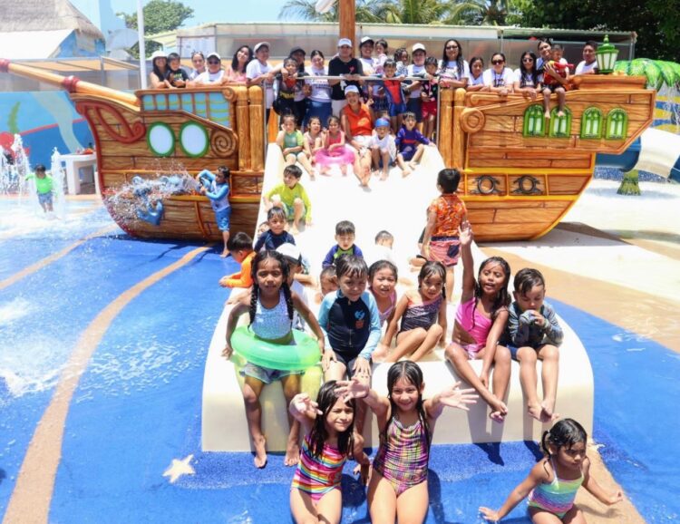 Celebra CENDI de Isla Mujeres el Día del Niño en el Parque Zazil Há