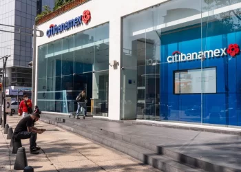 La IA dispara en México riesgo de fraudes financieros y robo de identidad