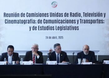 Avalan comisiones del Senado prohibir transmisión de propagada extranjera